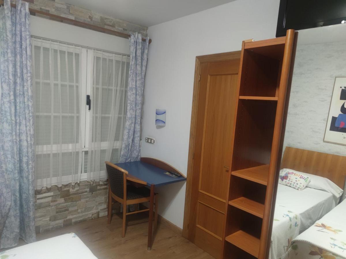 Hostal Burbia Villafranca Del Bierzo Eksteriør bilde