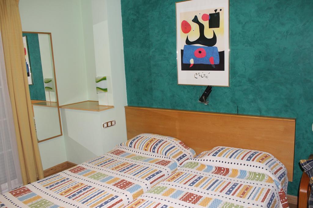 Hostal Burbia Villafranca Del Bierzo Eksteriør bilde
